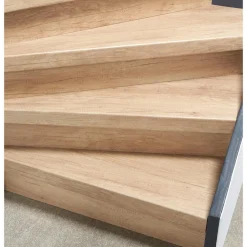 Traptrede Callery Naturel Eiken 136 cm^ Traprenovatie & Trapbekleding